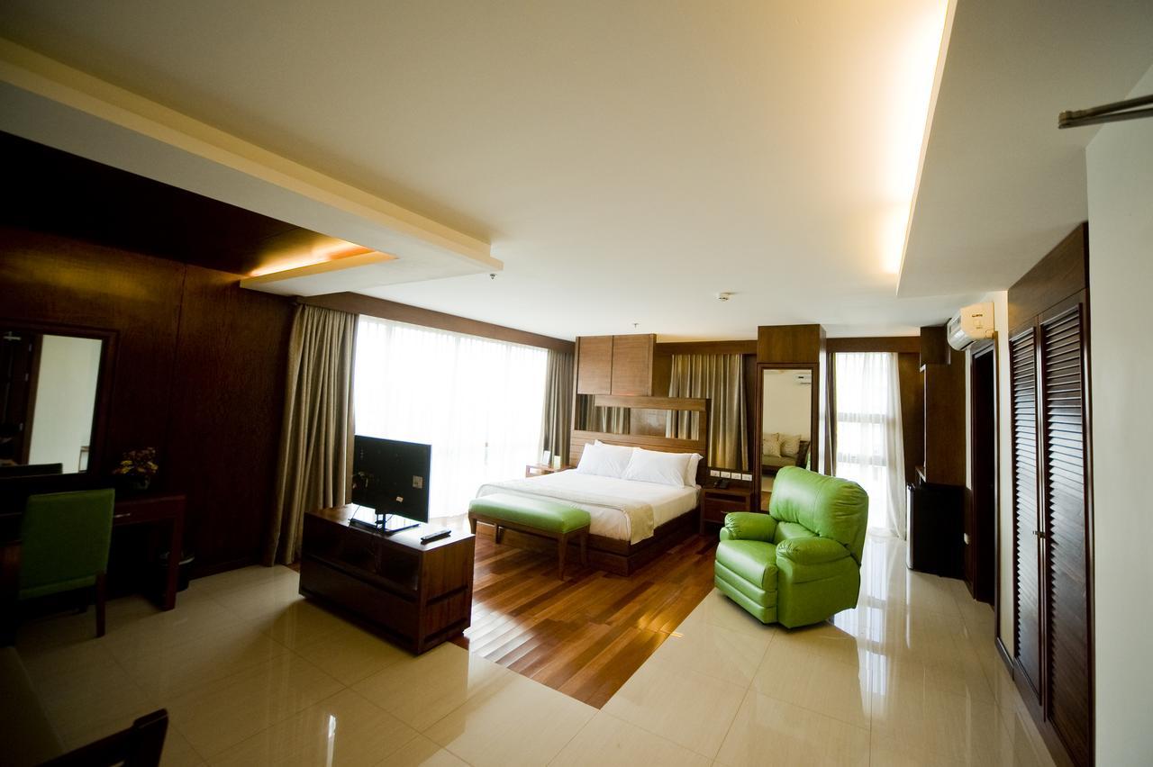 Skinetics Wellness Center Boutique Hotel Ілоіло Екстер'єр фото